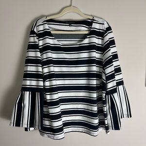 Eloquii Striped Top with Flare sleeves, size 26/28